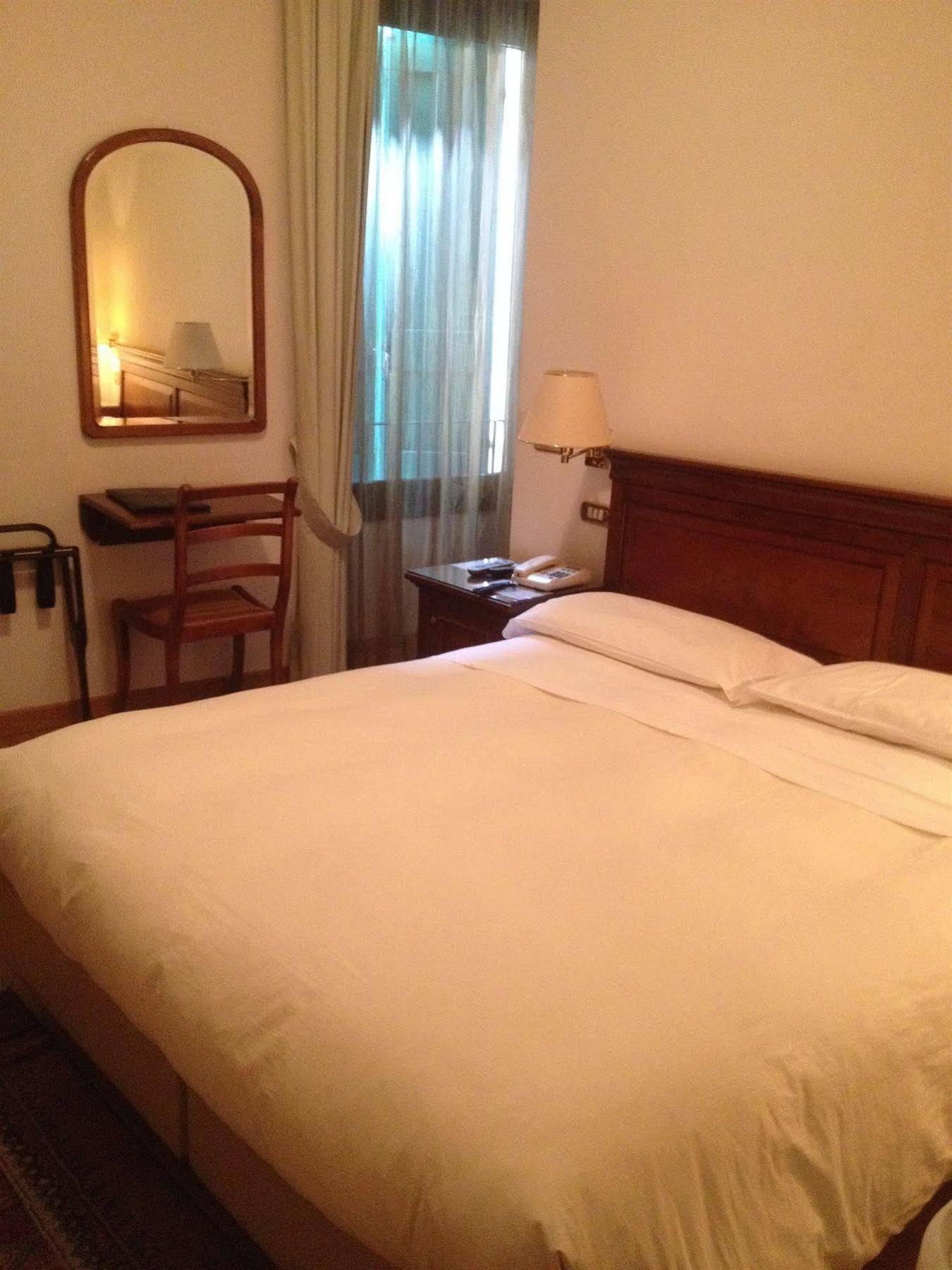Hotel Al Castello فيرونا المظهر الخارجي الصورة