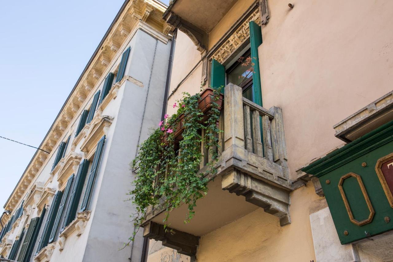 Hotel Al Castello فيرونا المظهر الخارجي الصورة