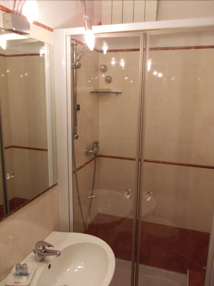 Hotel Al Castello فيرونا المظهر الخارجي الصورة